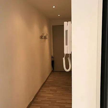 3 Pieces Lepante Apartman *
